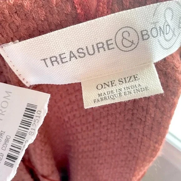 Treasure & Bond Women’s Boho Fringe Poncho One Size - Picture 6 of 8